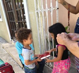 39985317_1160307090774595_8629598889856466944_n