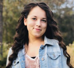 E6A72DF6-2785-49AA-912E-A6B7779A66C3