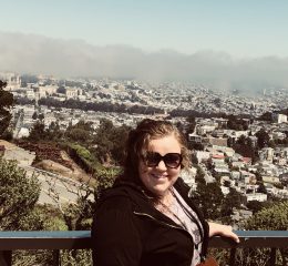 FCDEEC5F-EBC1-4A44-9886-2FDF60F4C463