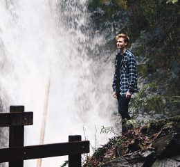 F95837B5-13CE-4D10-BBD8-AEF53C484FBB