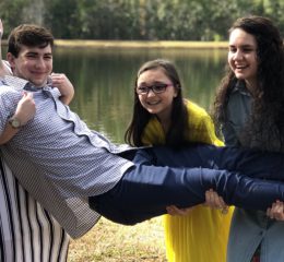 16936949-82E3-4E73-8F50-7B65B5984F2E