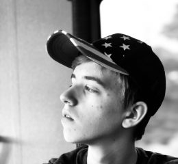 19EA1F4B-2F5B-4975-BE6E-41DDA3EAD33F